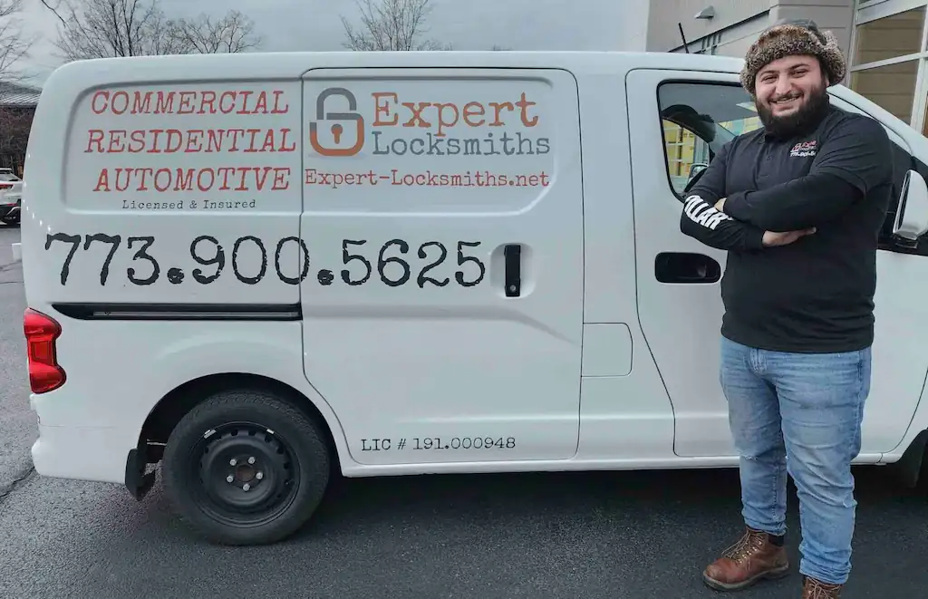 Expert Locksmiths technician serving Arlington Heights and Lake County, IL